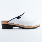 Białe chodaki medyczne Naturfeet PREMIUM – skóra naturalna, drewniana wkładka, amortyzacja PU MK1WH