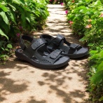 Skórzane sandały męskie czarne – wygodne sandały letnie z regulowanymi paskami Naturfeet SM1BL