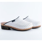 Damskie białe przewiewne skórzane chodaki – wsuwane klapki z drewnianą podeszwą – buty Naturefeet w stylu skandynawskim MK2WH