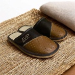 Męskie skórzane klapki VIP Naturfeet PMC6 – wygodne i eleganckie kapcie dla mężczyzn zakryty przód