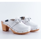 Damskie Chodaki Naturfeet DH10WH z Naturalnej Skóry z Ozdobnym Łańcuchem – Styl i Jakość - Białe