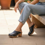 Damskie drewniaki Naturefeet DH7BL z naturalnej skóry w groszki obuwie na obcasie - klasa i elegancja