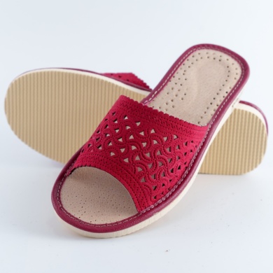 Damskie kapcie Naturfeet PKO8RE ze skóry zamszowej – czerwone pantofle z ażurowym wzorem, wygodne obuwie domowe