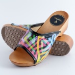 Artystyczne klapki na drewnianej podeszwie NATURFEET Kolorowe drewniaki damskie DKO6PC