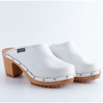 Obuwie damskie na obcasie Naturfeet DH2WH – skórzane chodaki na drewnianej podeszwie - uroda i gracja - białe