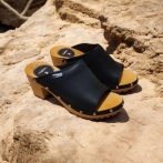 Letnie buty z odkrytymi palcami drewniaki damskie Naturfeet DHO8BL – Skóra naturalna – Ręcznie robione klapki na drewnianej podeszwie - CZARNE