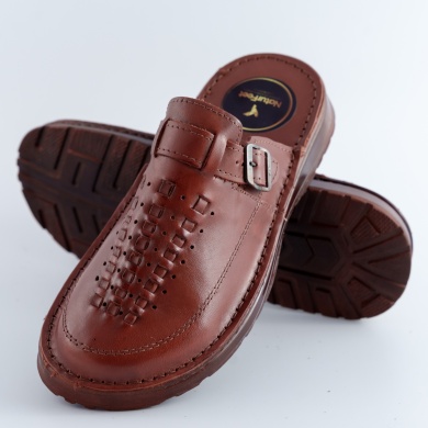 Skórzane Klapki Męskie Naturfeet KMC7BR z Zapięciem – Klasyka i Jakość