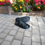 Skórzane Klapki Męskie Naturfeet KMC2BL z Zapięciem – Komfort i Styl