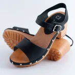 Ręcznie robione chodaki z czarnej skóry Naturfeet SKO1BL– drewniane sandały odkryte palce - piękno i wdzięk