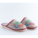 Damskie kapcie z filcu wełnianego z haftem – Naturfeet PKC10