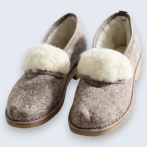 Ciepłe kapcie z filcu i wełny Naturfeet PBK2BR - komfortowe bambosze brązowe