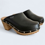 Obuwie damskie na obcasie Naturfeet DH2BL – skórzane chodaki na drewnianej podeszwie - uroda i gracja - czarne
