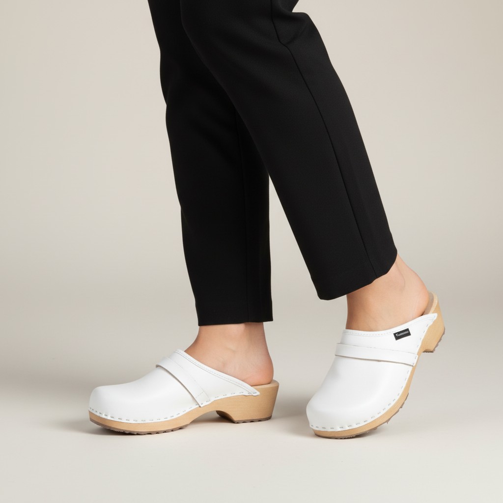 Chodaki damskie na drewnianym obcasie Naturfeet DKC2WH białe - zdjecie 2